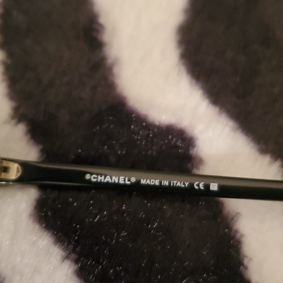 Sunglasses - Picture 6 of 7